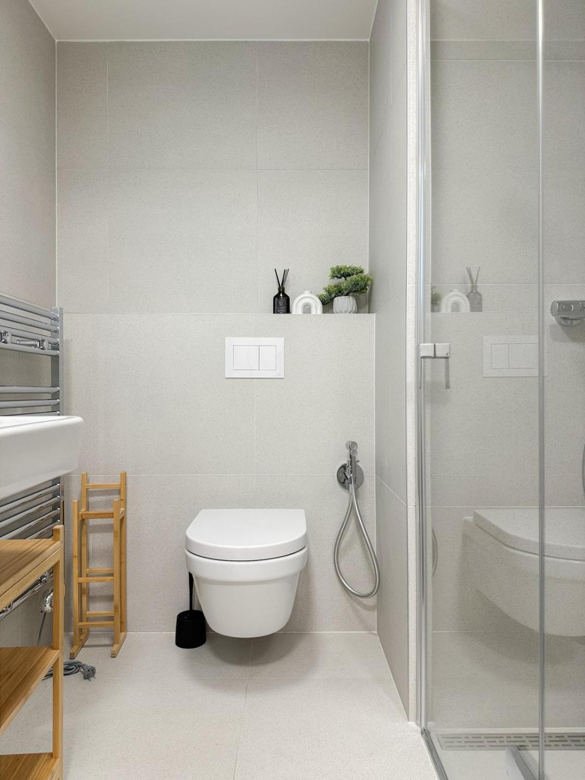Real Living By Refa Karlin 307 Apartment *