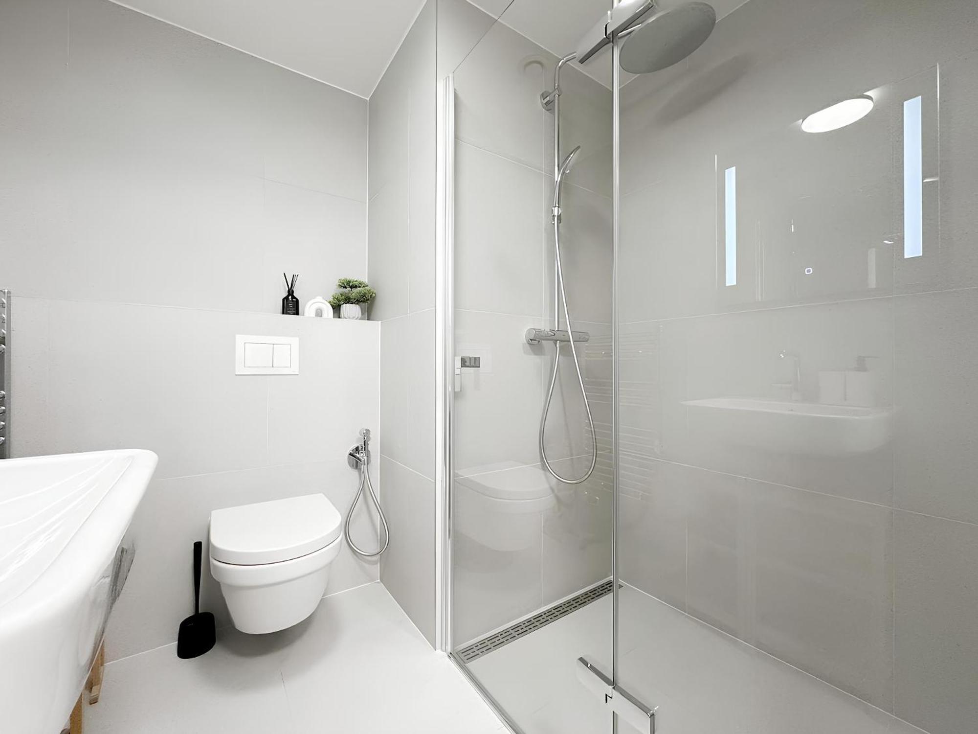 Apartment Real Living By Refa Karlin 307 *
